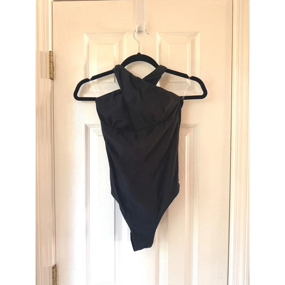Alice and Olivia x PQ Swim Black Cross Front One Piece Halter Swimsuit Large NEW